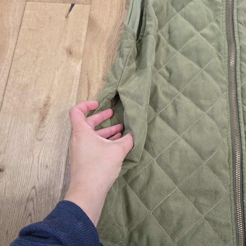 Umgee Olive Green Quilted Zip Up Vest Medium - Picture 11 of 11